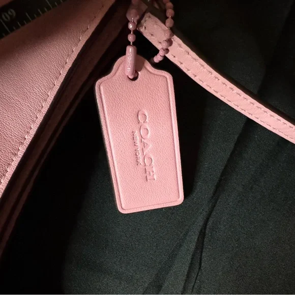 Coach Pink Penelope shoulder Bag - Picture 7 of 16